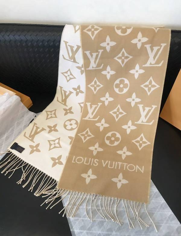 Louis Vuitton Scarf LVC00498